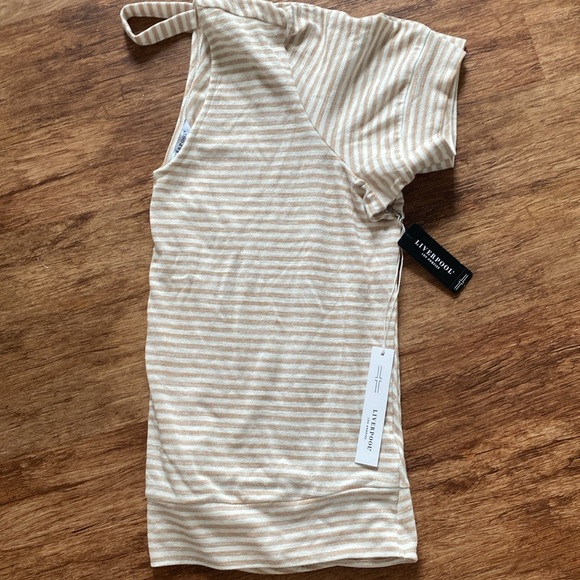 Liverpool lightweight sweater. - Picture 8 of 9